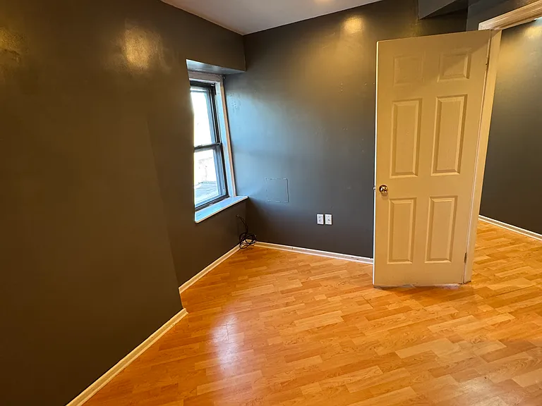 1201 Ridge Ave #4 — Photo 8
