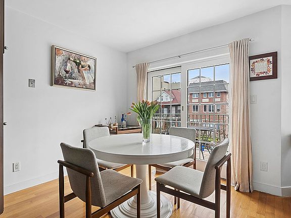 2nd image of 734 E 5th St APT 3R