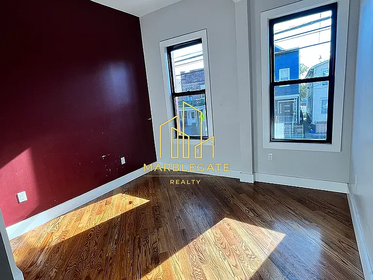 739 Garfield Ave #22A — Photo 4
