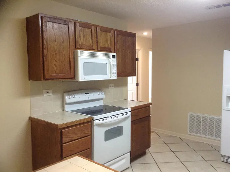 1501 Chickasaw Rd — Photo 8