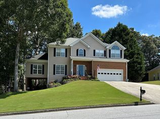 3242 Beech Hollow Ct, Loganville, GA 30052