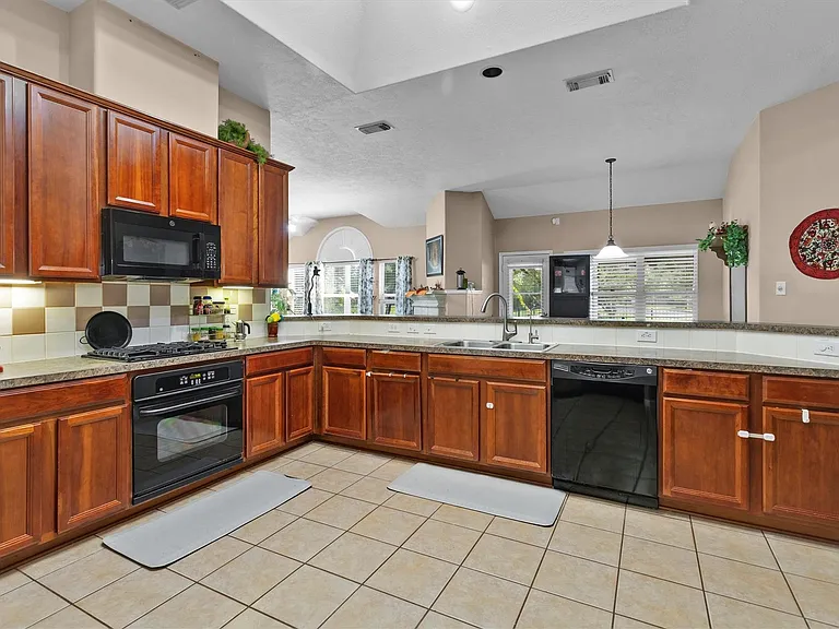 30015 Marion Meadow Ln — Photo 11