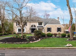 22 Southwood Dr, Cherry Hill, NJ 08003