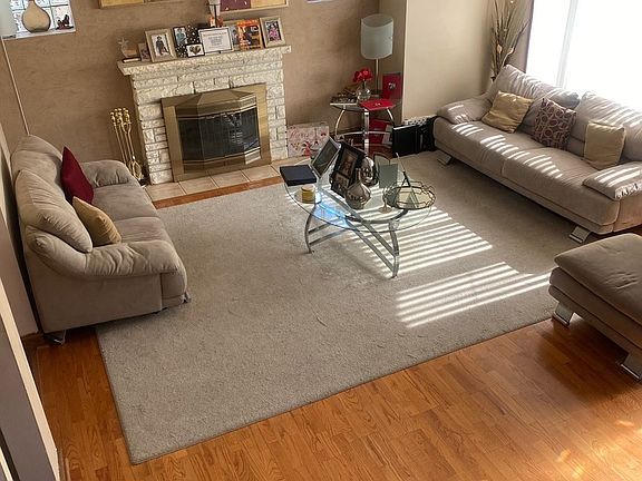 3rd image of 1856 N Nordica Ave