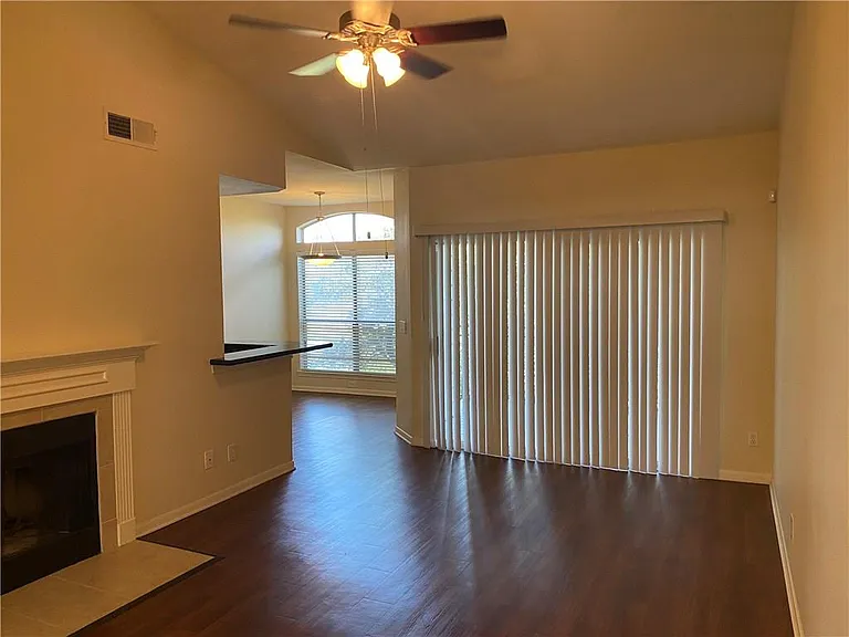 6000 Shepherd Mountain Cv #2211 — Photo 8