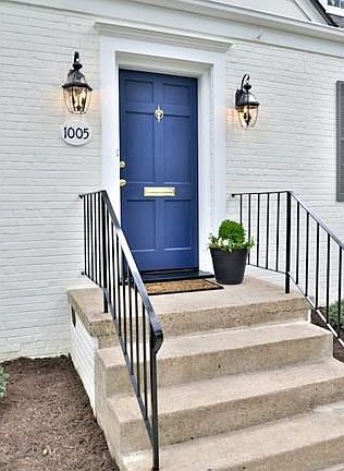 5th image of 1005 Greenway Ln