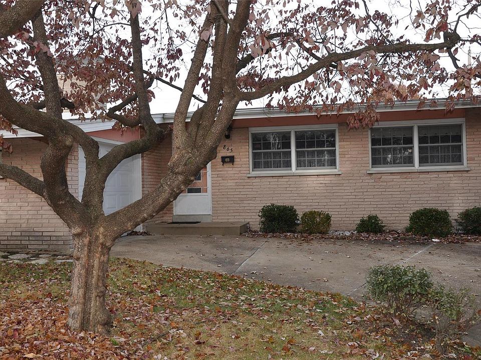 1st image of 865 Gonzaga Ln