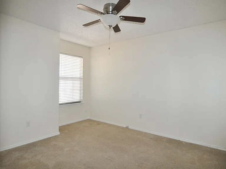 405 Blue Ridge Trl — Photo 15