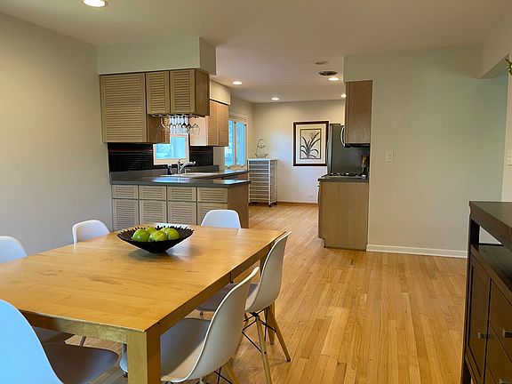 Dining room w/adjoining kitchen