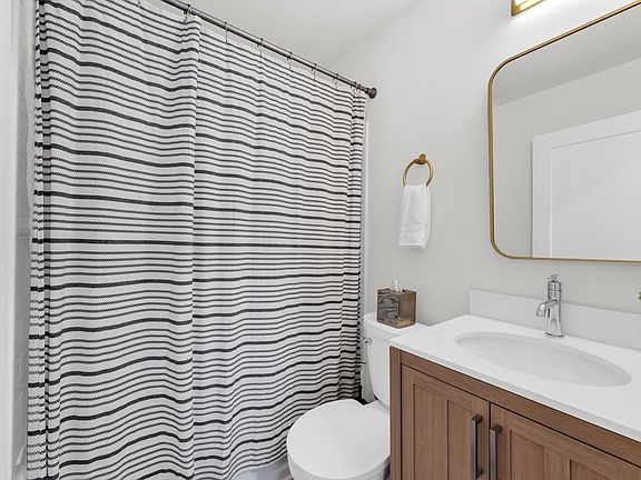 5th image of 2508 S Williams STREET #2510