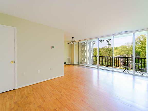 2nd image of 7753 Patriot Dr APT 44