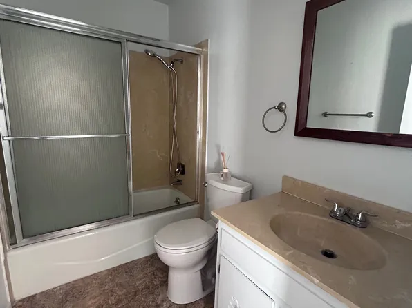 606 Western Dr, Belen, NM 87002