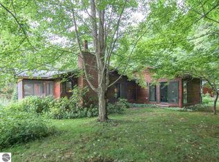 18357 Timberline Dr, Thompsonville, MI 49683