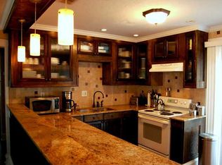 7467 Meadowlawn Dr N, Saint Petersburg, FL 33702