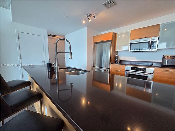 5th image of 3301 NE 1st Ave APT H2710
