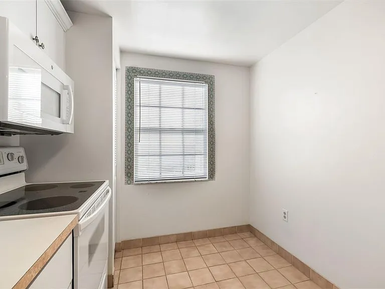 6960 20th Ave N #501 — Photo 25