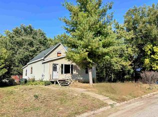 803 N, Prairie Du Chien, WI 53821