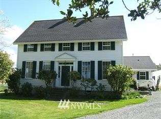 418 Corwin Rd, Puyallup, WA 98371