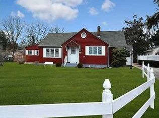 3885 Old Post Rd, Charlestown, RI 02813