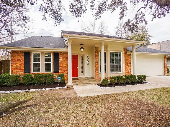3rd image of 2003 Shorewood Ln