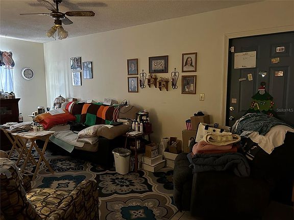 5th image of 5405 1ST STREET NE