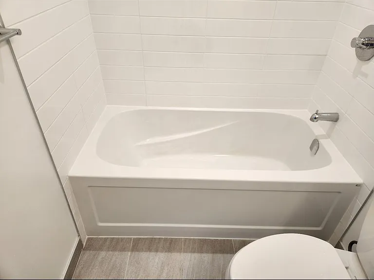 1010 Dundas St E #521 — Photo 11