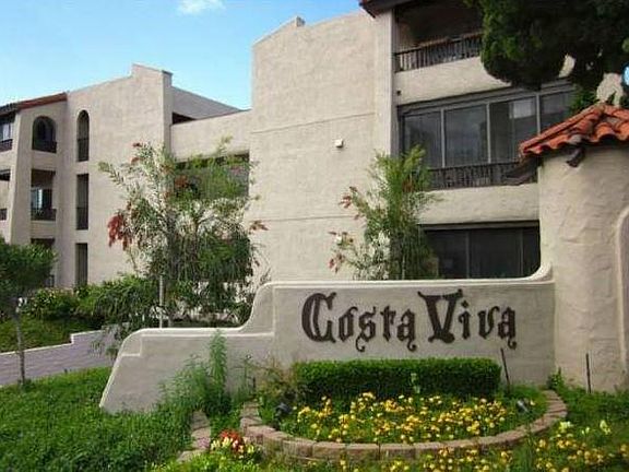 5th image of 2510 Clairemont Dr Unit 201