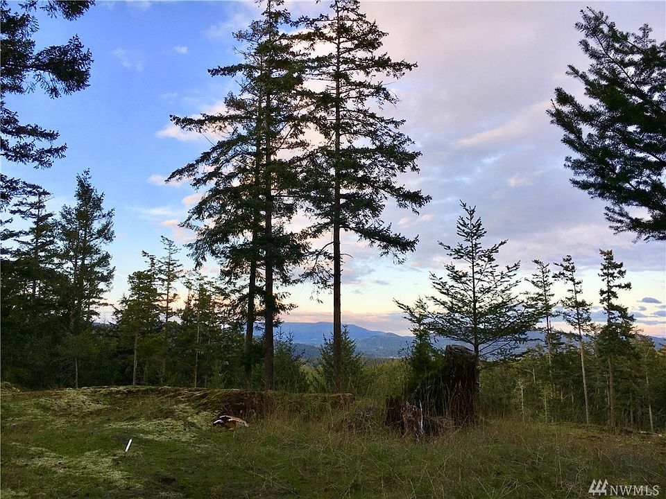 1st image of 550 Crest Dr