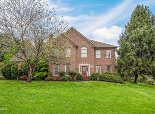 15 Radisson Cv, Oak Ridge, TN 37830