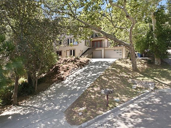 4th image of 41 Hidden Valley Rd