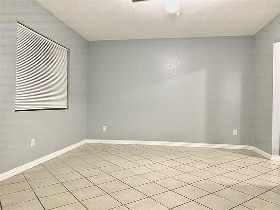 3rd image of 7517 Lockwood Dr #B