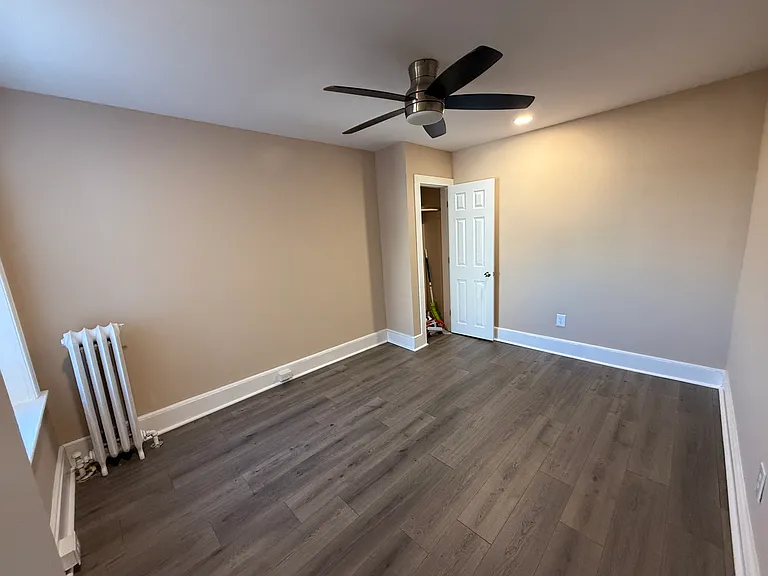 2423 E Allegheny Ave #3 — Photo 6