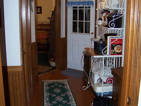 Foyer to bedroom and patio
