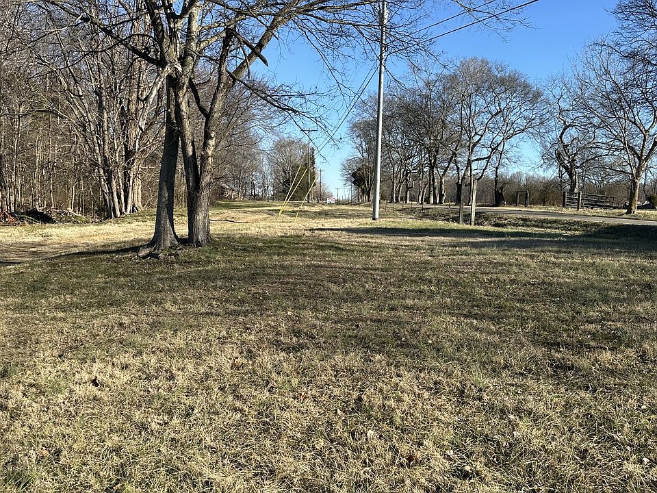 2nd image of 0 Old Clarksville Pike Lot 4