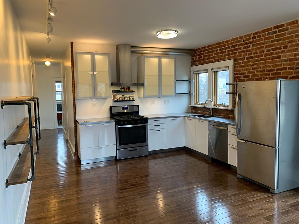 1st image of 84 S Lincoln St #3