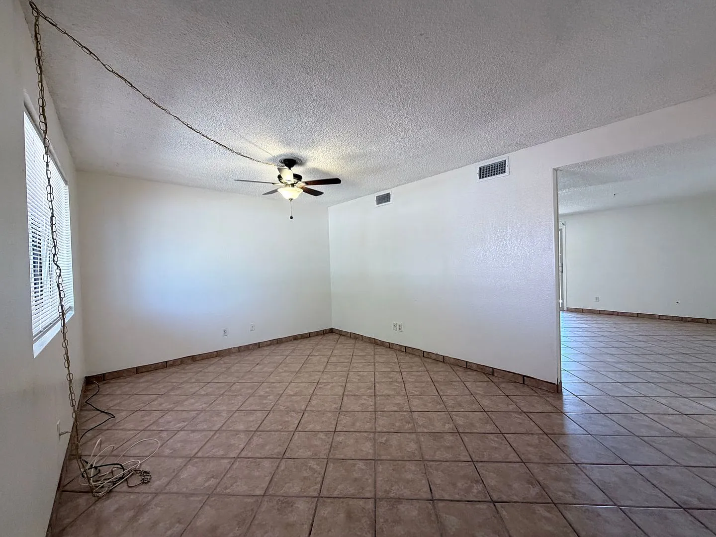 3BR/2BA/2CG, 1,366 sq.ft. rental in Sierra Vista, AZ — Photo 3