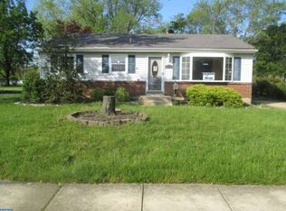 32 Briarcliff Rd, Marlton, NJ 08053