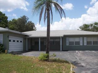 4600 Lakeview Dr, Sebring, FL 33870