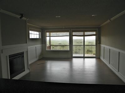 1st image of 1049 Ocean Shores Blvd