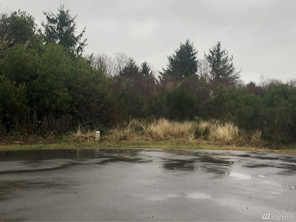 1st image of 252 Otter Ct SW