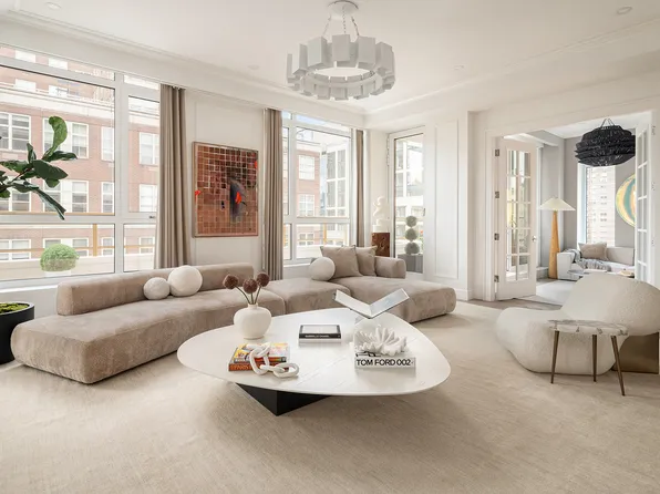 126 East 86th Street 17A image 2 of 30