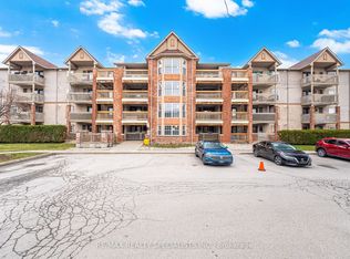 4003 Kilmer Dr #305, Burlington, ON L7M 4M1