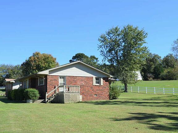 2nd image of 2644 Benton Pike NE