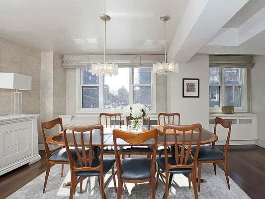 Sold by Sotheby's International Realty | media 31