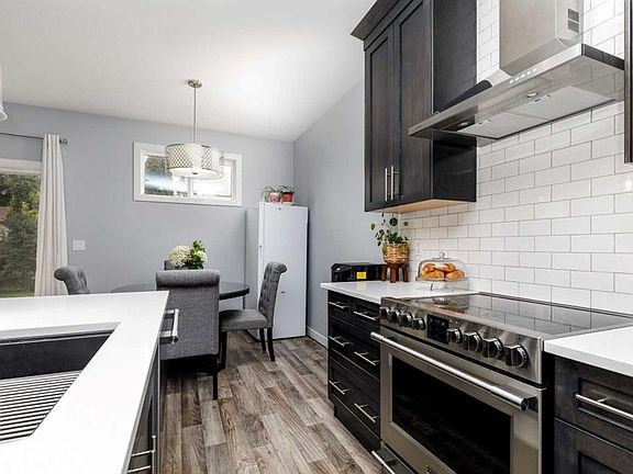 4th image of 3541 W 44th Ave