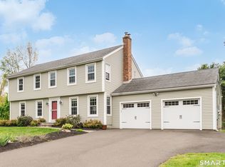 27 South Pond Circle, Cheshire, CT 06410