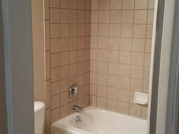4th image of 601 W 11th Ave APT 405