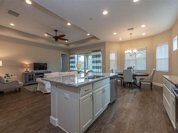 3rd image of 1523 Emerald Dunes Dr