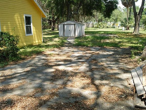 2nd image of 35406 Fouraker Dr