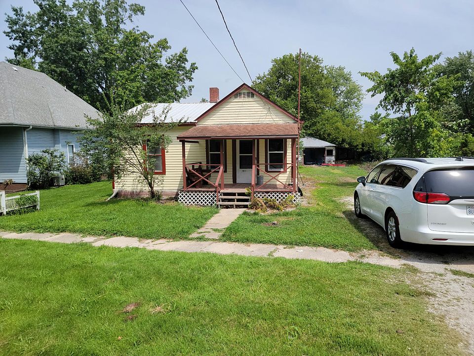 1st image of 1011 E Tremont St